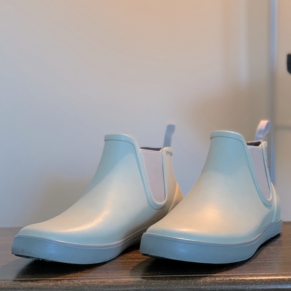 Bogs Rain Boots - Picture 3 of 6